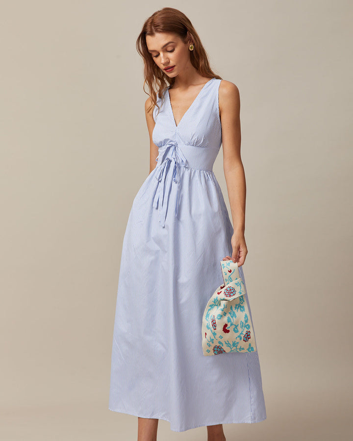 El Vestido Maxi Rayado con Escote en V y Fruncido Azul