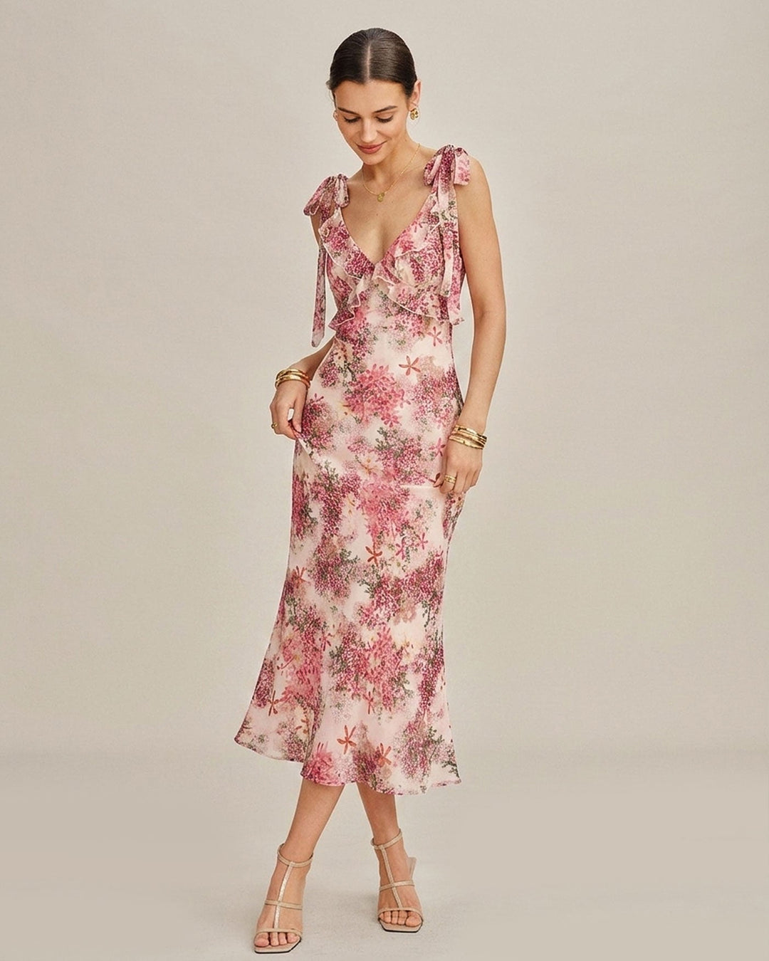 Vestido Midi con Volantes y Tirantes de Flores Rosadas