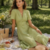 Vestido Midi A-Line Verde con Cuello en V y Botones