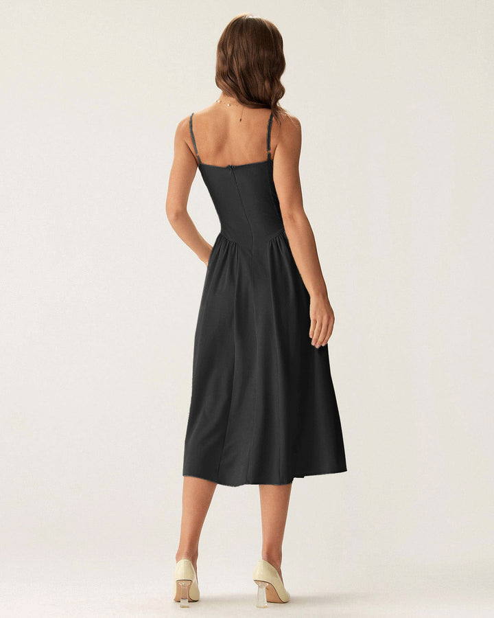 Vestido Midi Deslizante Negro con Cuello Cuadrado y Bolsillos