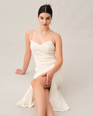 El Vestido Midi con Tirantes de Perlas Texturizados en Olas