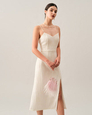 El Vestido Midi con Tirantes de Perlas Texturizados en Olas