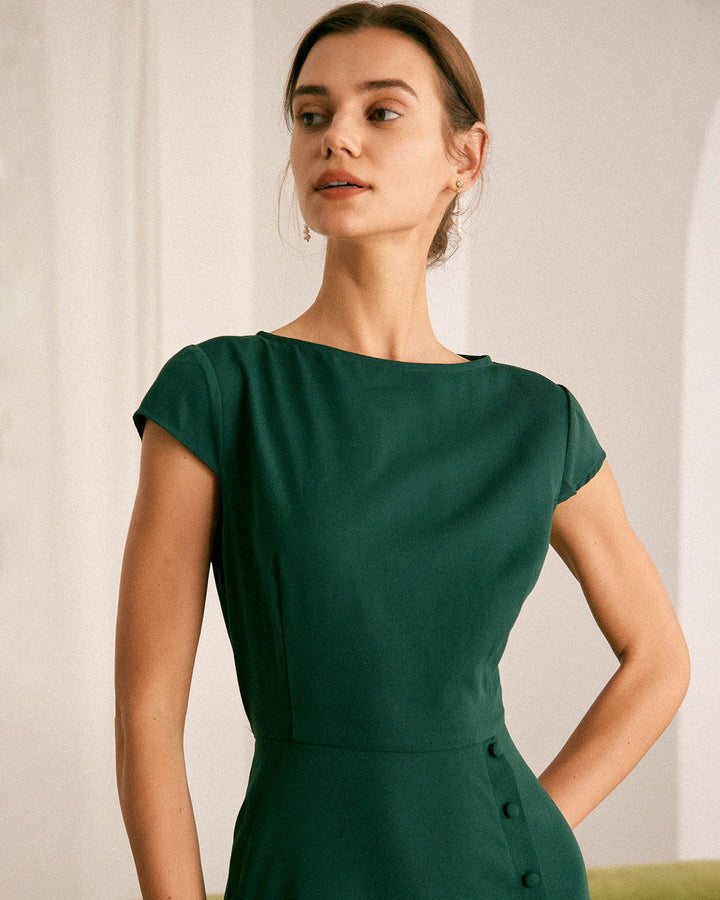 El Vestido Midi Verde con Escote Barco y Corte en la Espalda