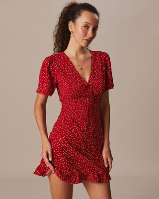 El Vestido Corto de Lunares con Escote en V Rojo