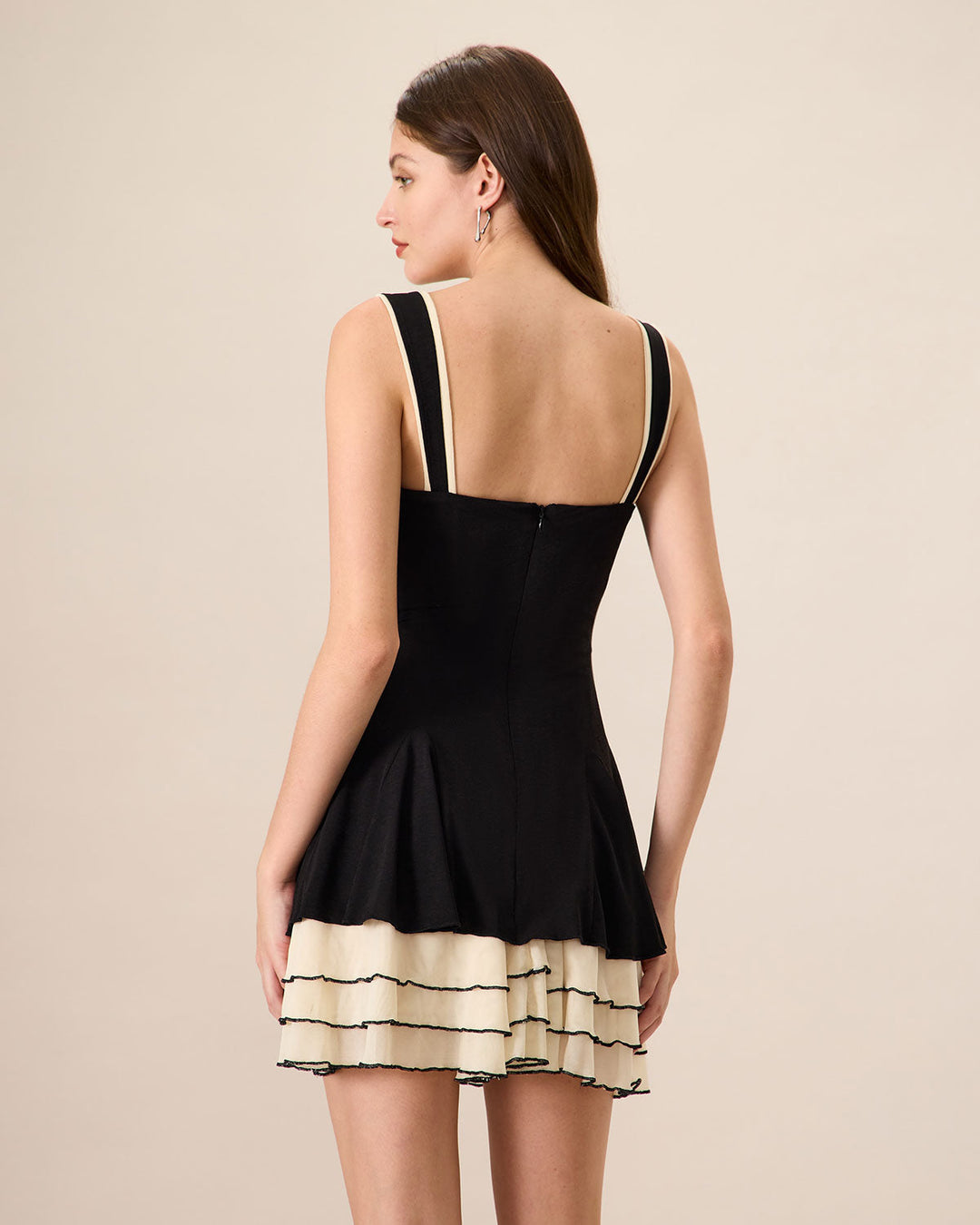 Vestido Mini de Punto Ajustado Negro para Mujeres