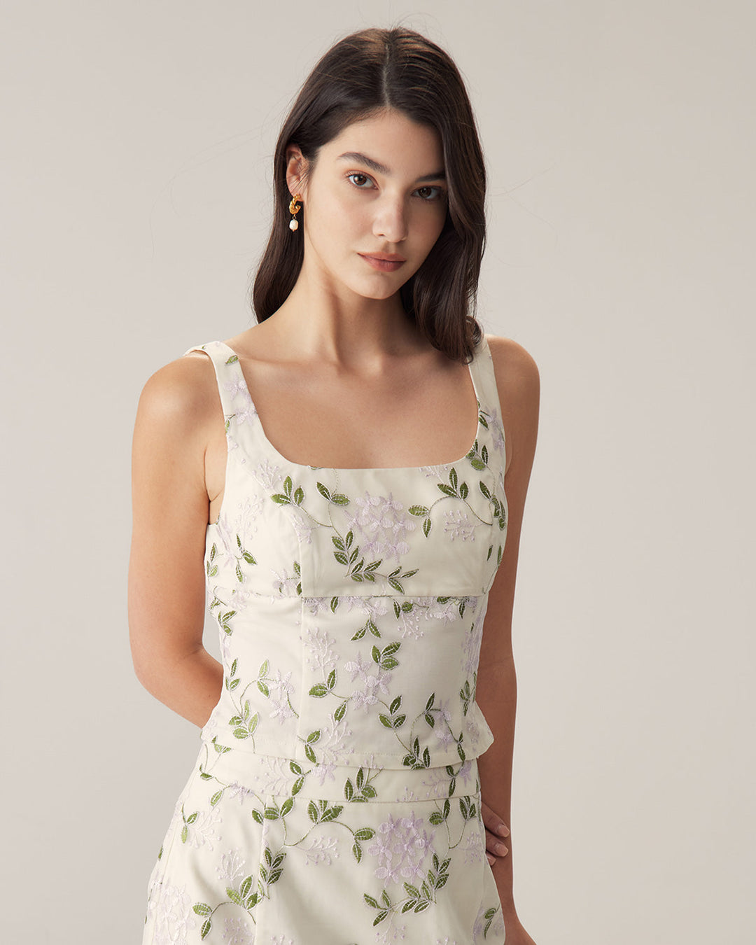Top Sin Mangas Floral Beige