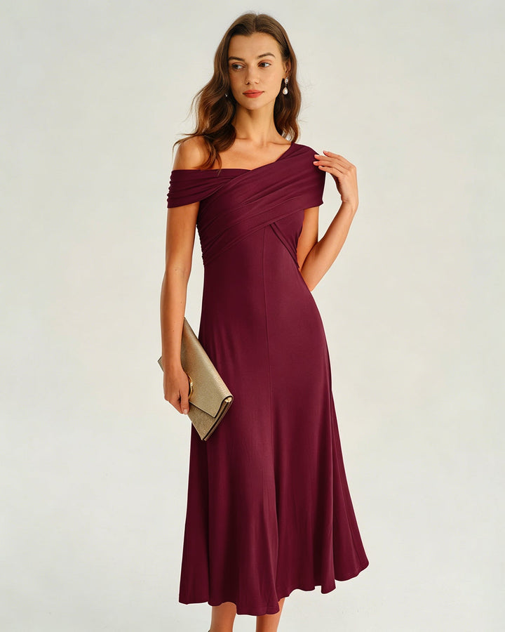 Vestido Midi Arrugado de Un Hombro en Rojo Vino