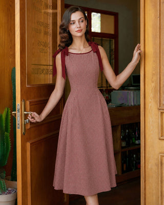 Vestido Midi A-Line con Tirantes de Cinta a Cuadros Rojos