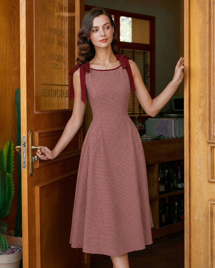 Vestido Midi A-Line con Tirantes de Cinta a Cuadros Rojos
