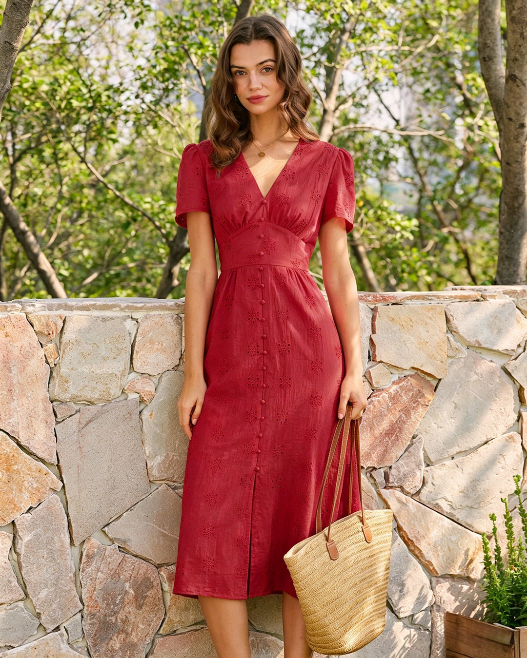 Vestido Midi Bordado con Escote en V Rojo
