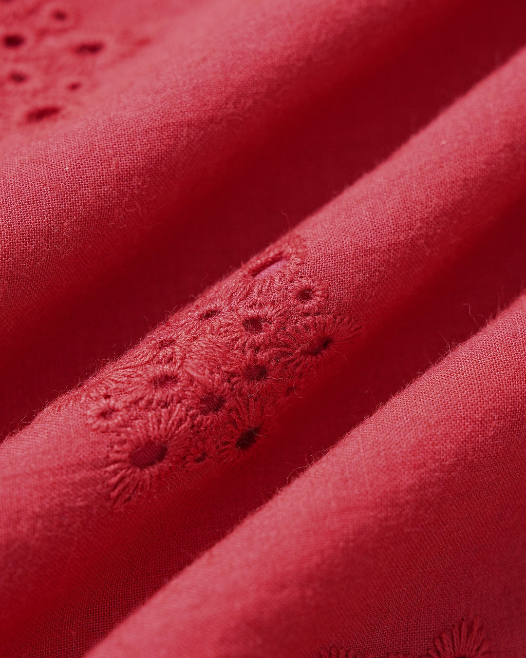 Vestido Midi Bordado con Escote en V Rojo