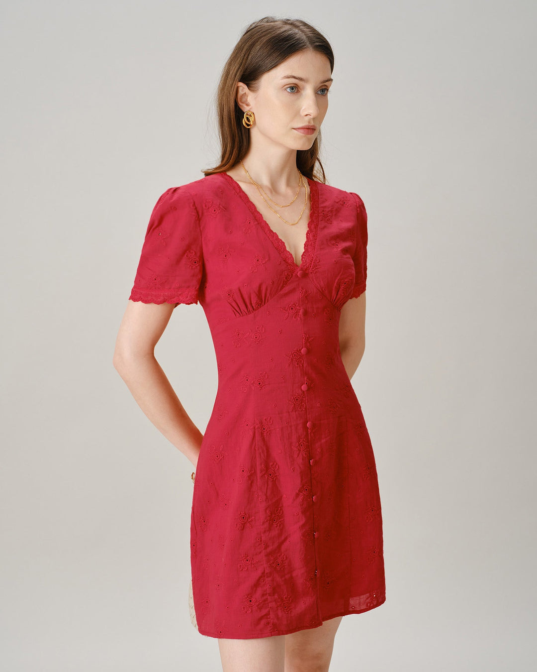 Vestido Mini de Encaje con Botones y Cuello en V Rojo