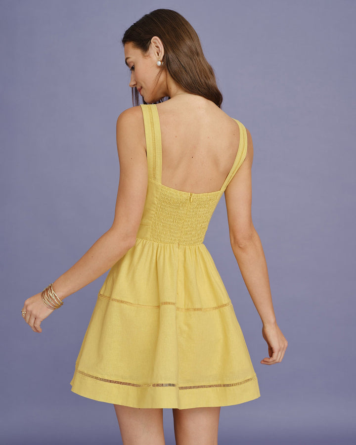 Vestido Mini con Cuello Cuadrado Amarillo