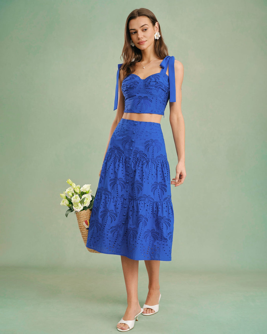 Falda Midi con Bordado Azul
