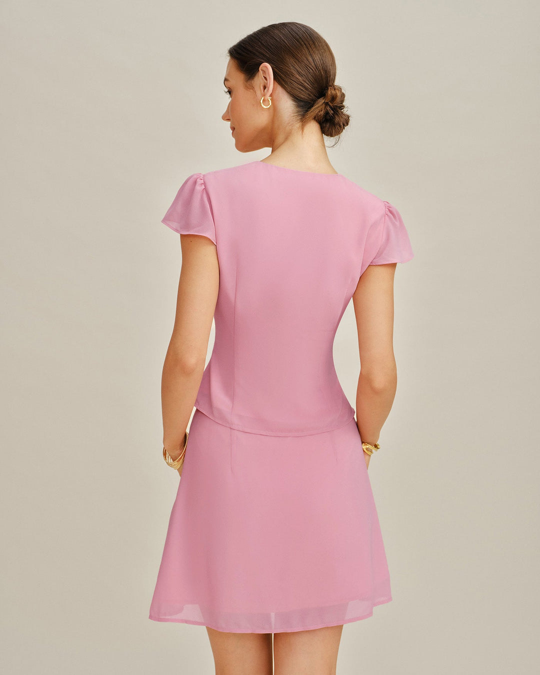 Blusa de Chifón Rosa con Corte y Botones