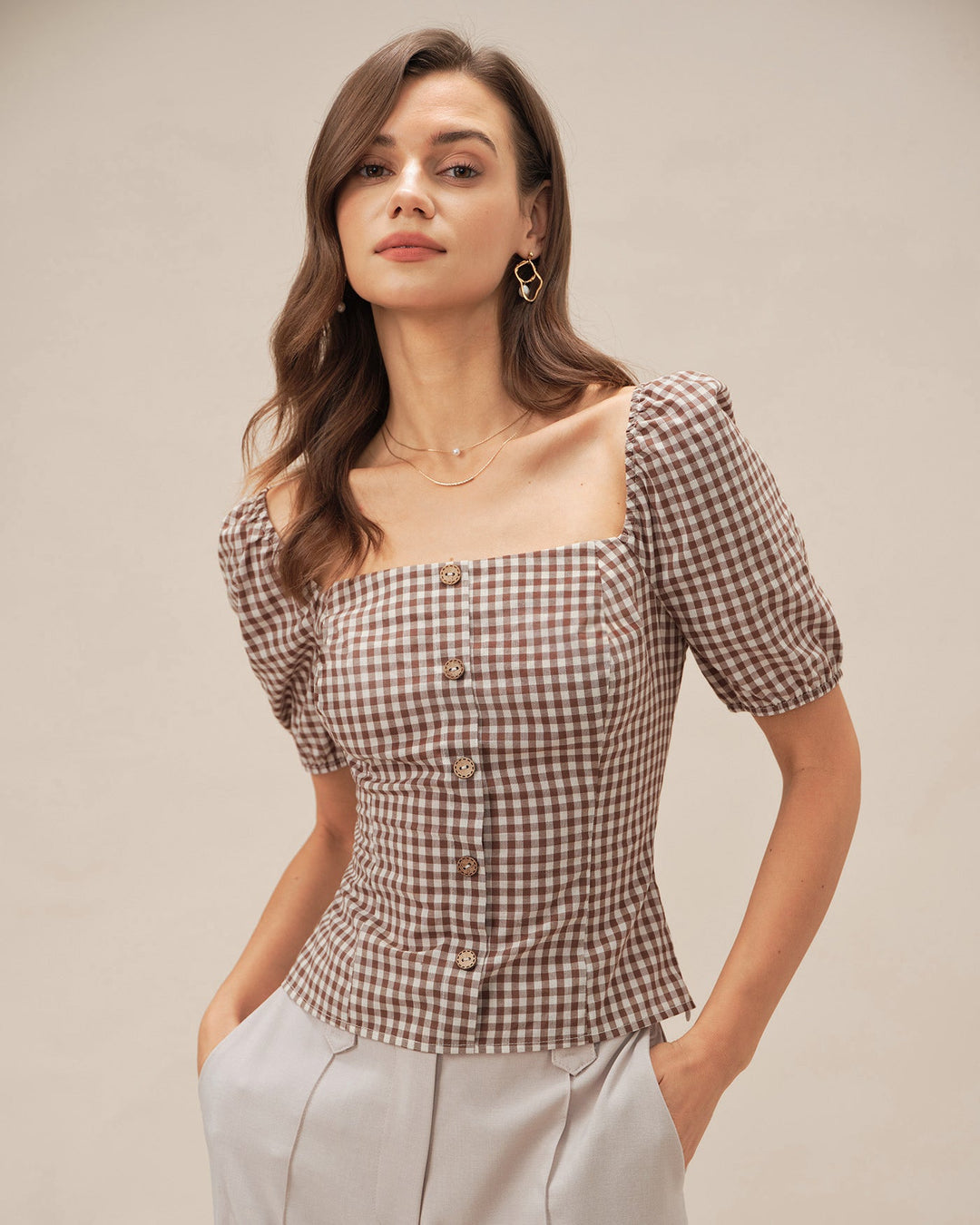 Blusa de Cuello Cuadrado Marrón con Mangas Abullonadas a Cuadros