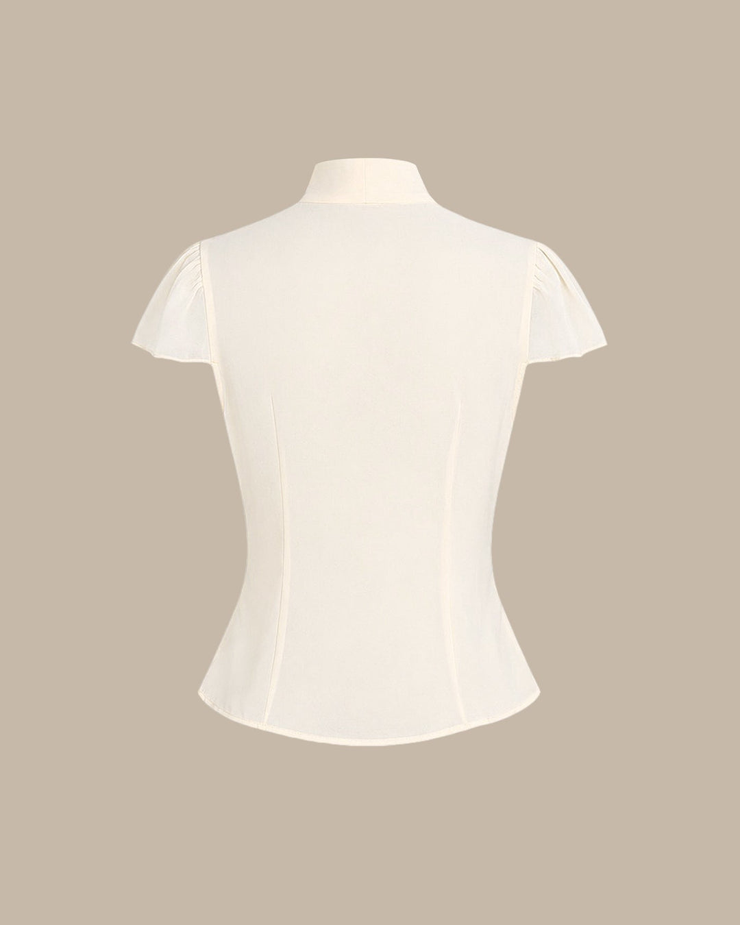 Blusa de Chifón con Cuello Alto y Botones en Albaricoque
