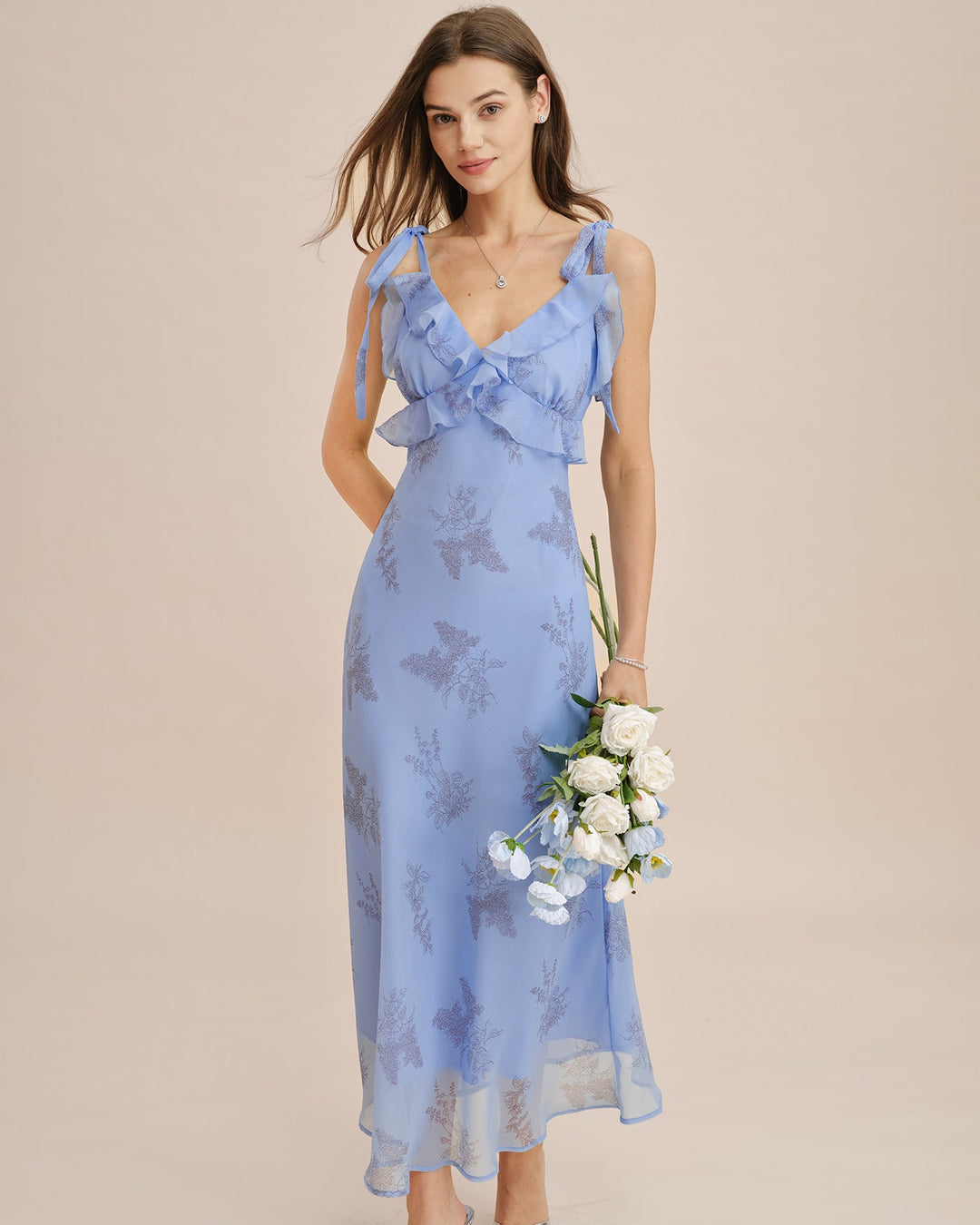 Vestido Maxi con Volantes y Tirantes de Flores Azules