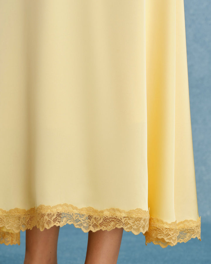 Vestido Maxi con Encaje y Escote en V Amarillo