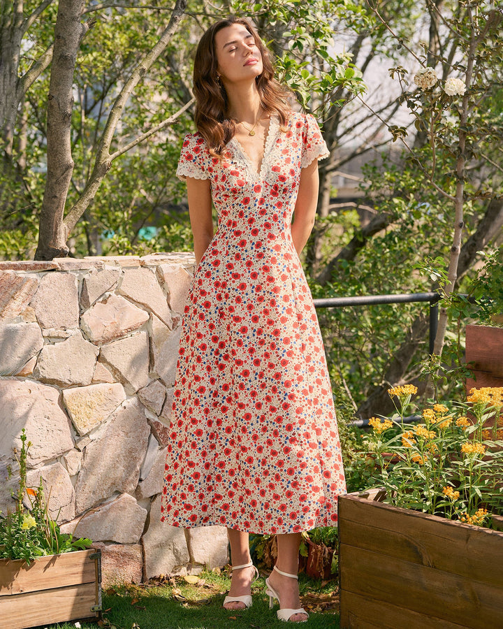 Vestido Maxi Floral de Encaje Rojo con Escote en V