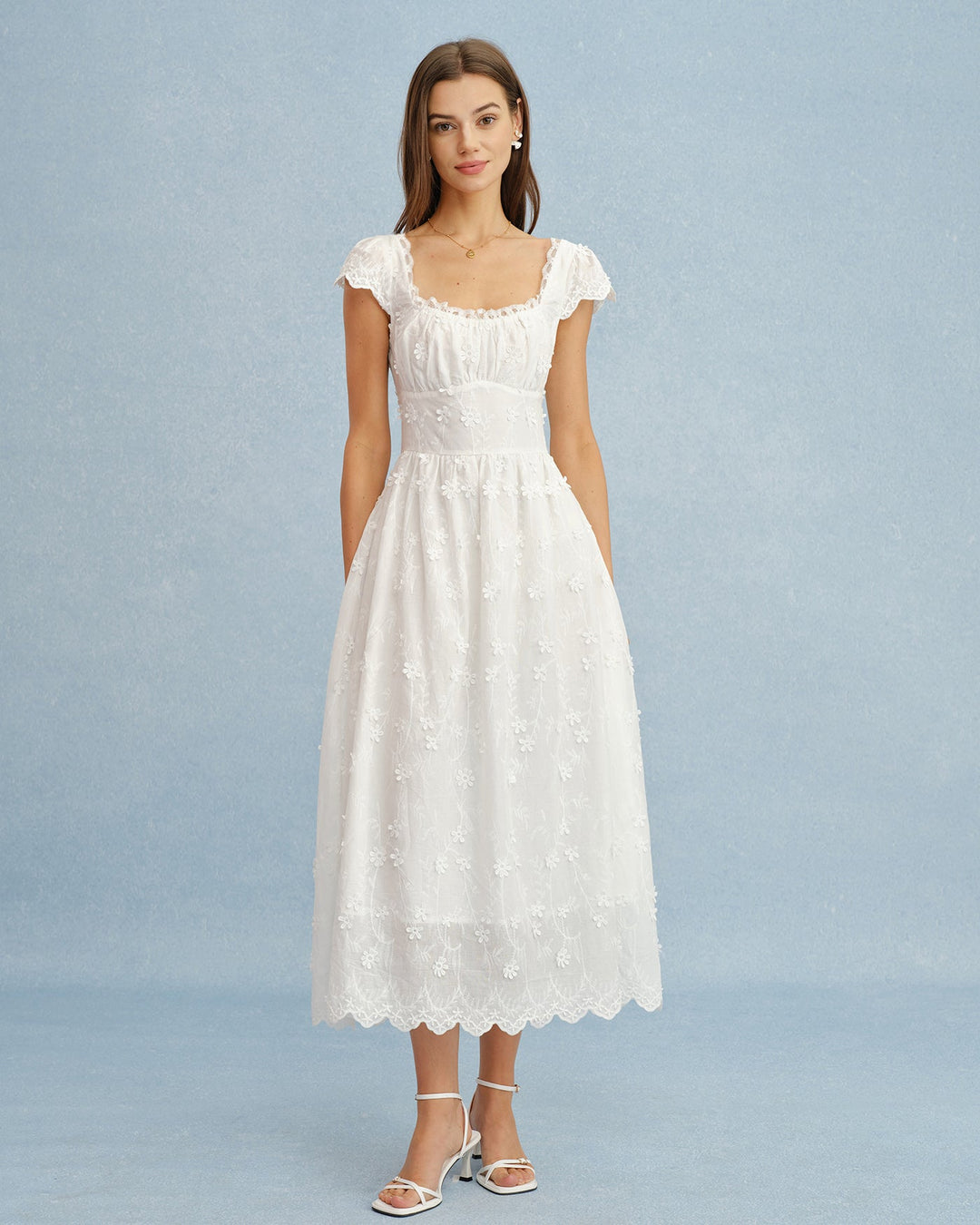 Vestido Maxi de Encaje con Flores y Cuello Cuadrado Blanco
