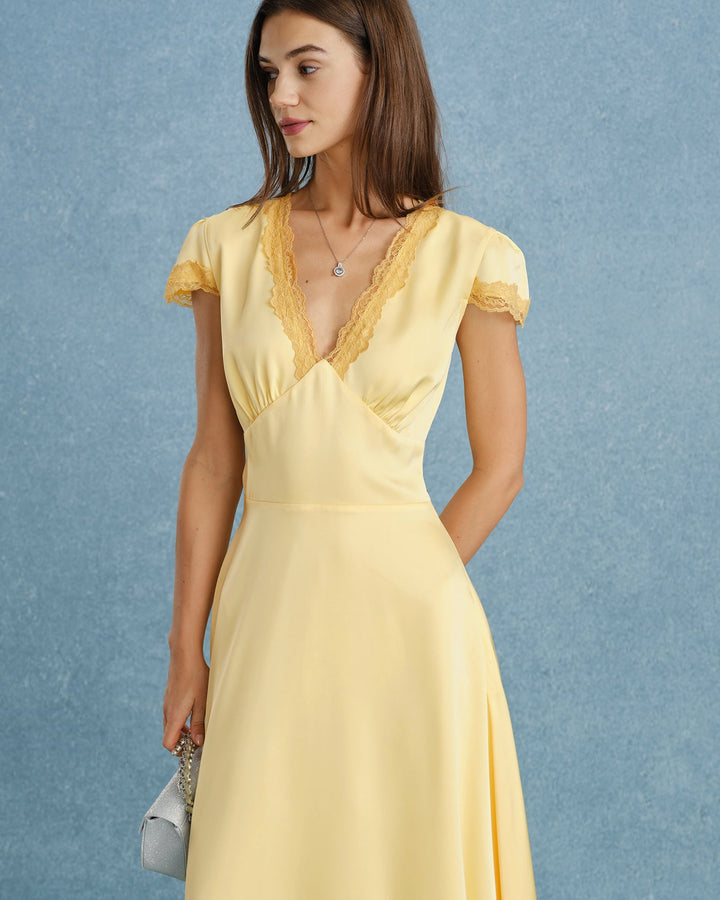 Vestido Maxi con Encaje y Escote en V Amarillo
