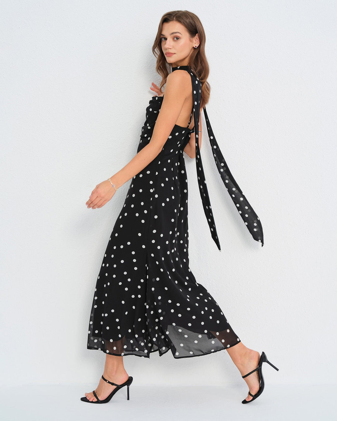 Vestido Maxi de Tirantes con Lunares Negros