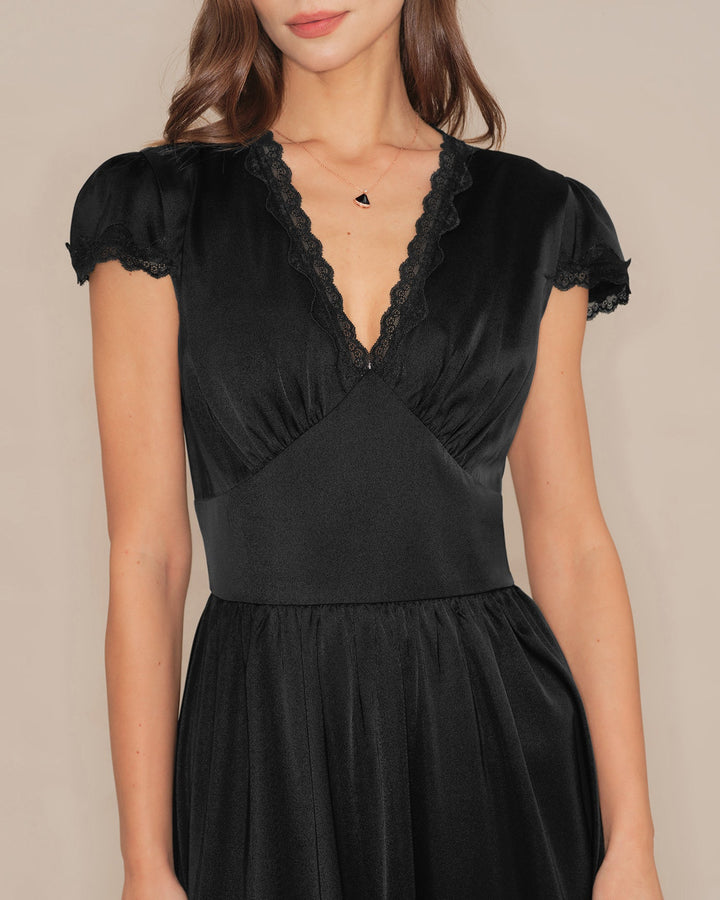 Vestido Maxi de Manga Abullonada con Encaje y Escote en V Negro