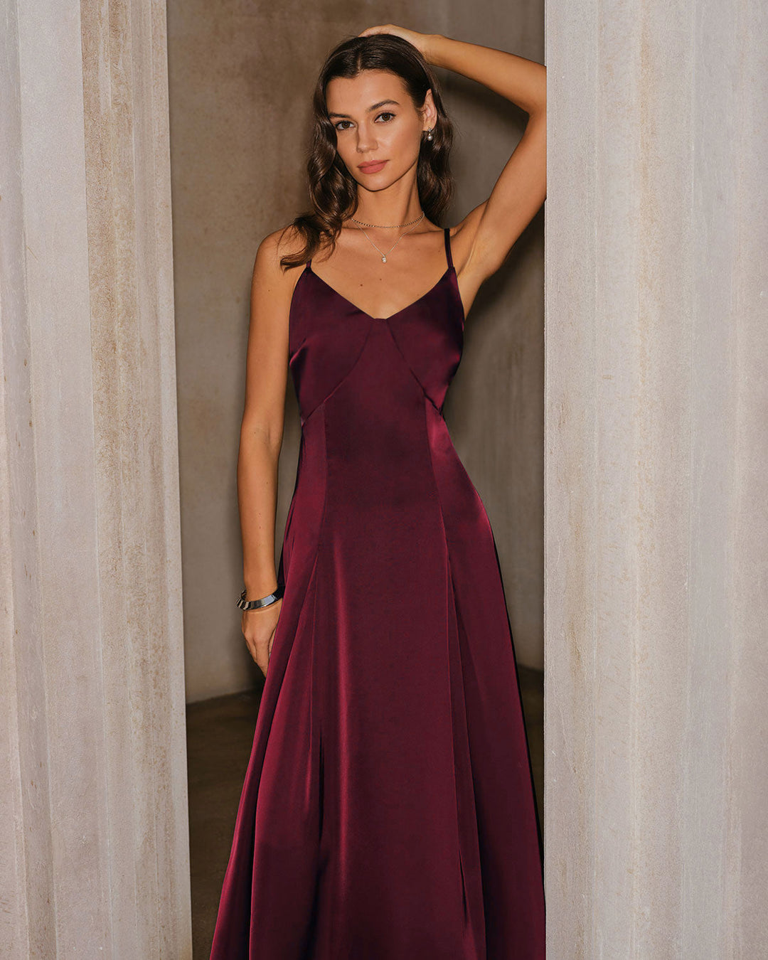 Vestido Maxi A-Line de Satén Color Rojo Vino
