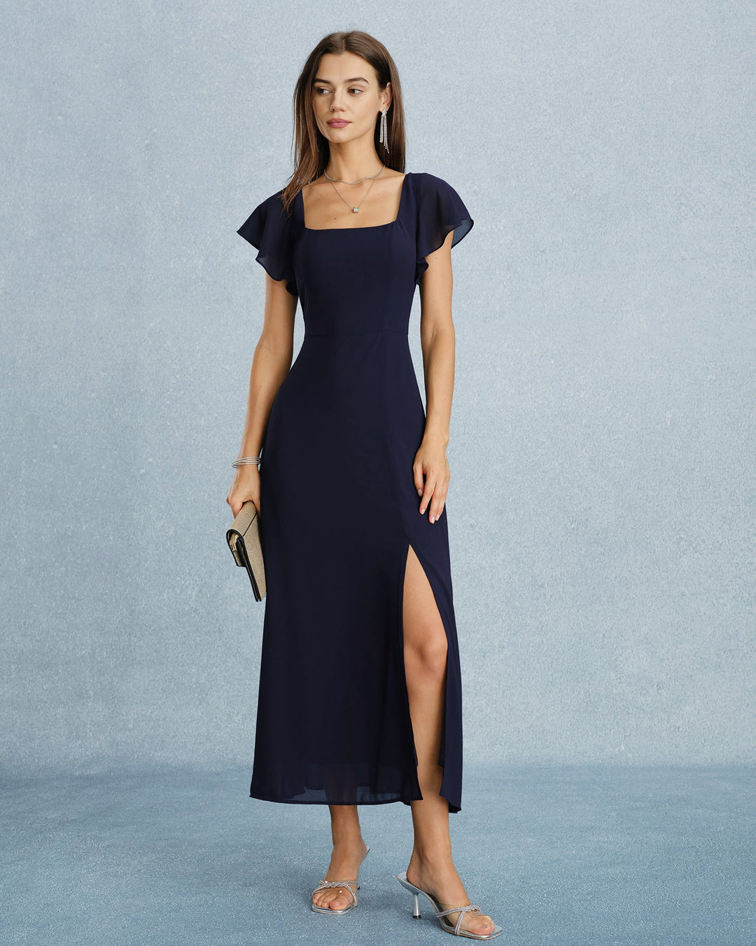 Vestido Maxi de Chiffón con Escote Cuadrado y Abertura en Color Marino