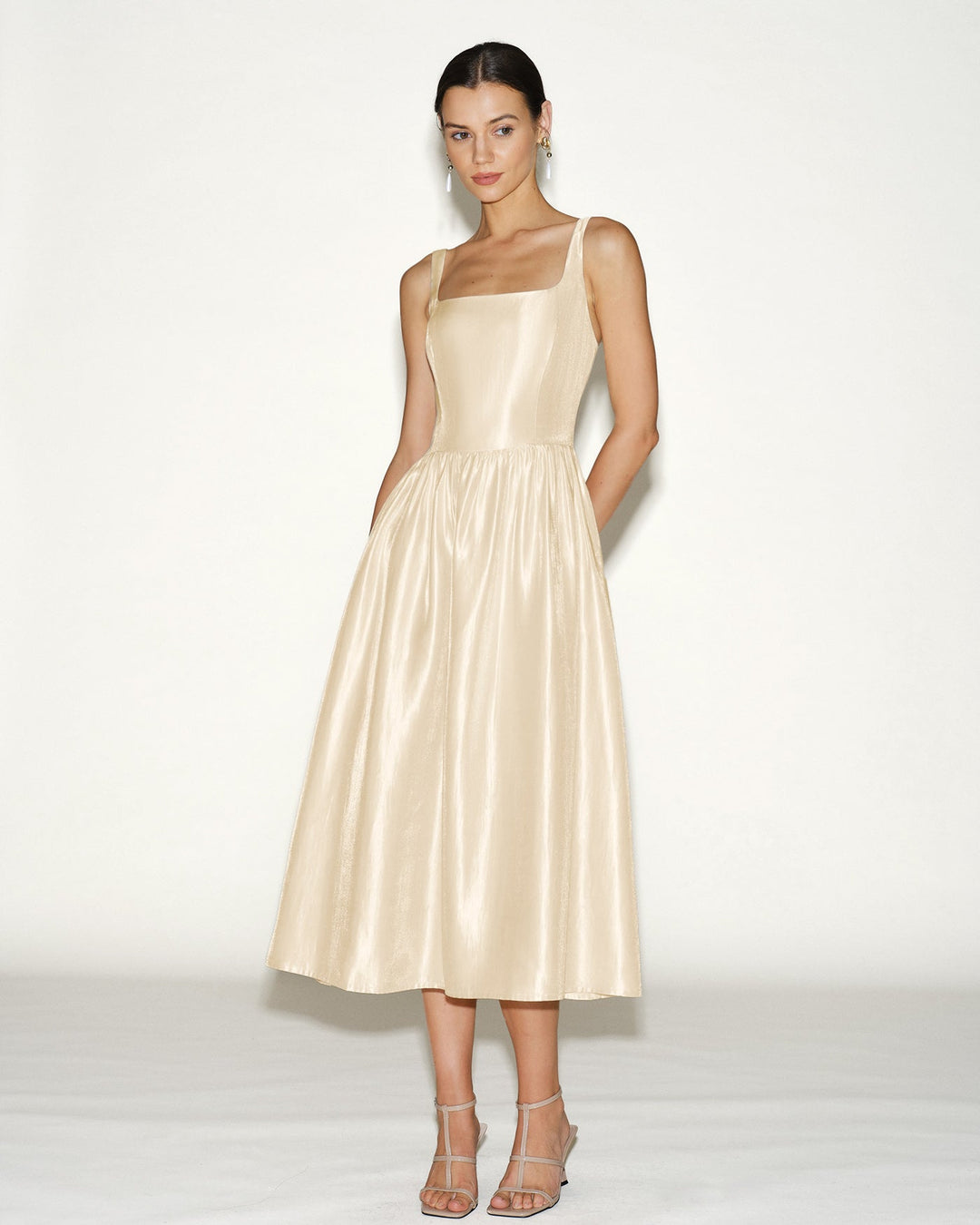 Vestido Midi de Tirantes con Cremallera en Albaricoque