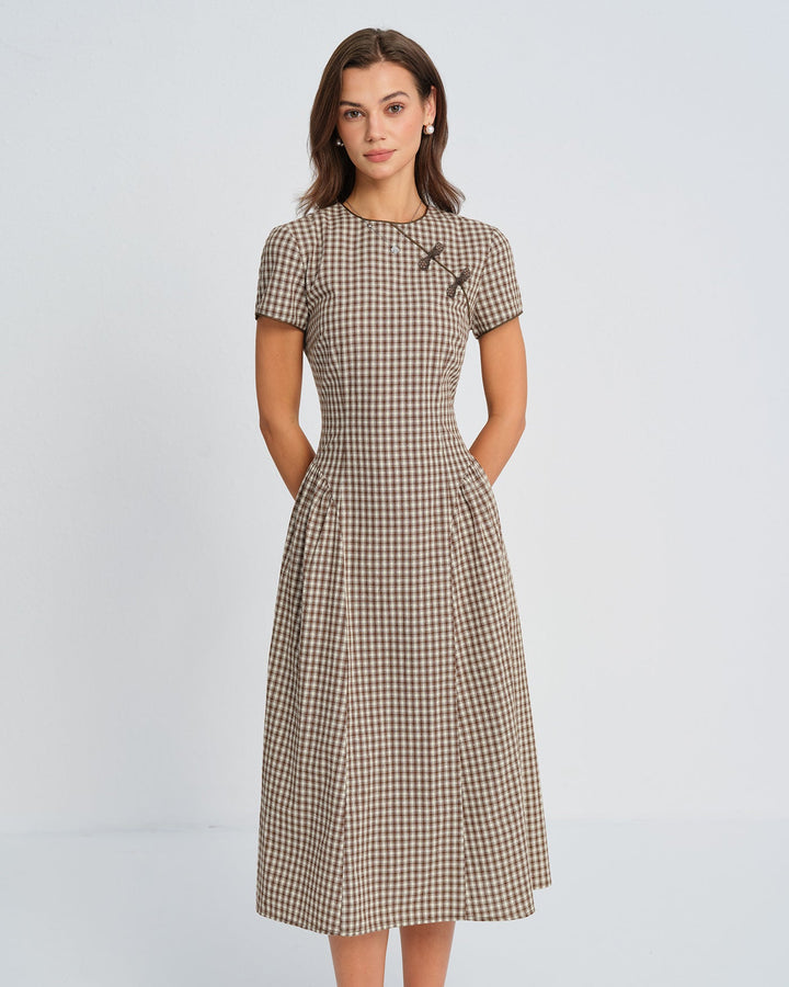 Vestido Midi de Cuadros Marrón con Cuello Redondo