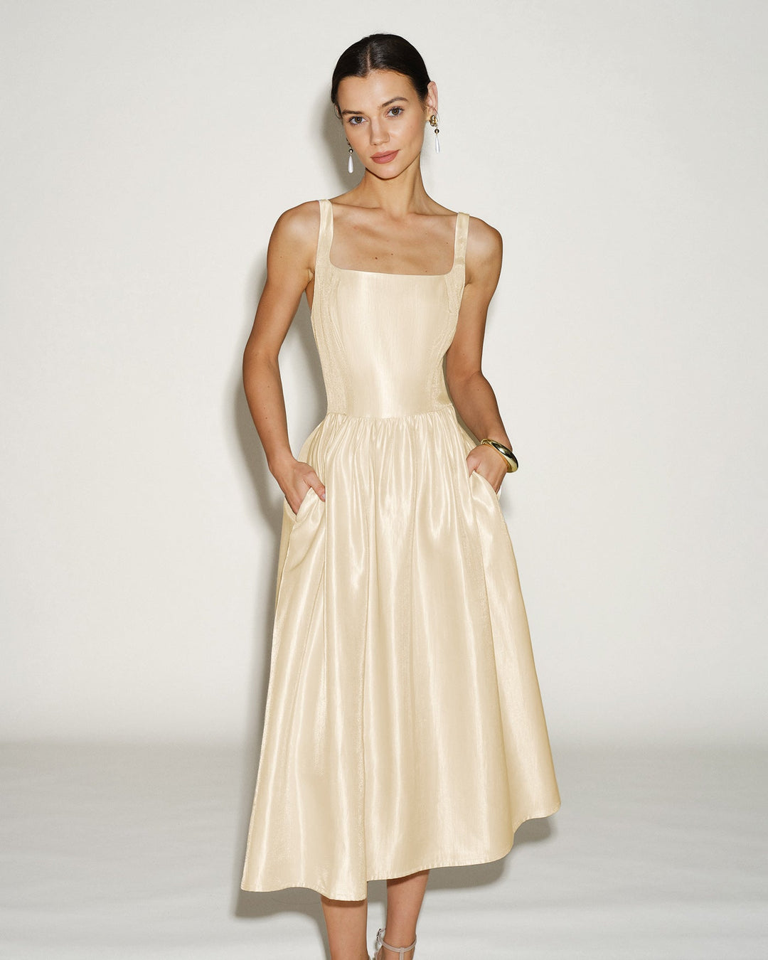 Vestido Midi de Tirantes con Cremallera en Albaricoque
