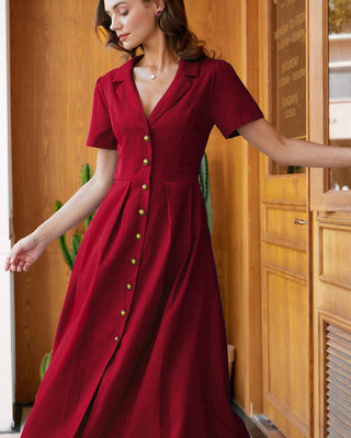 Vestido midi rojo de línea A con botones y plisados