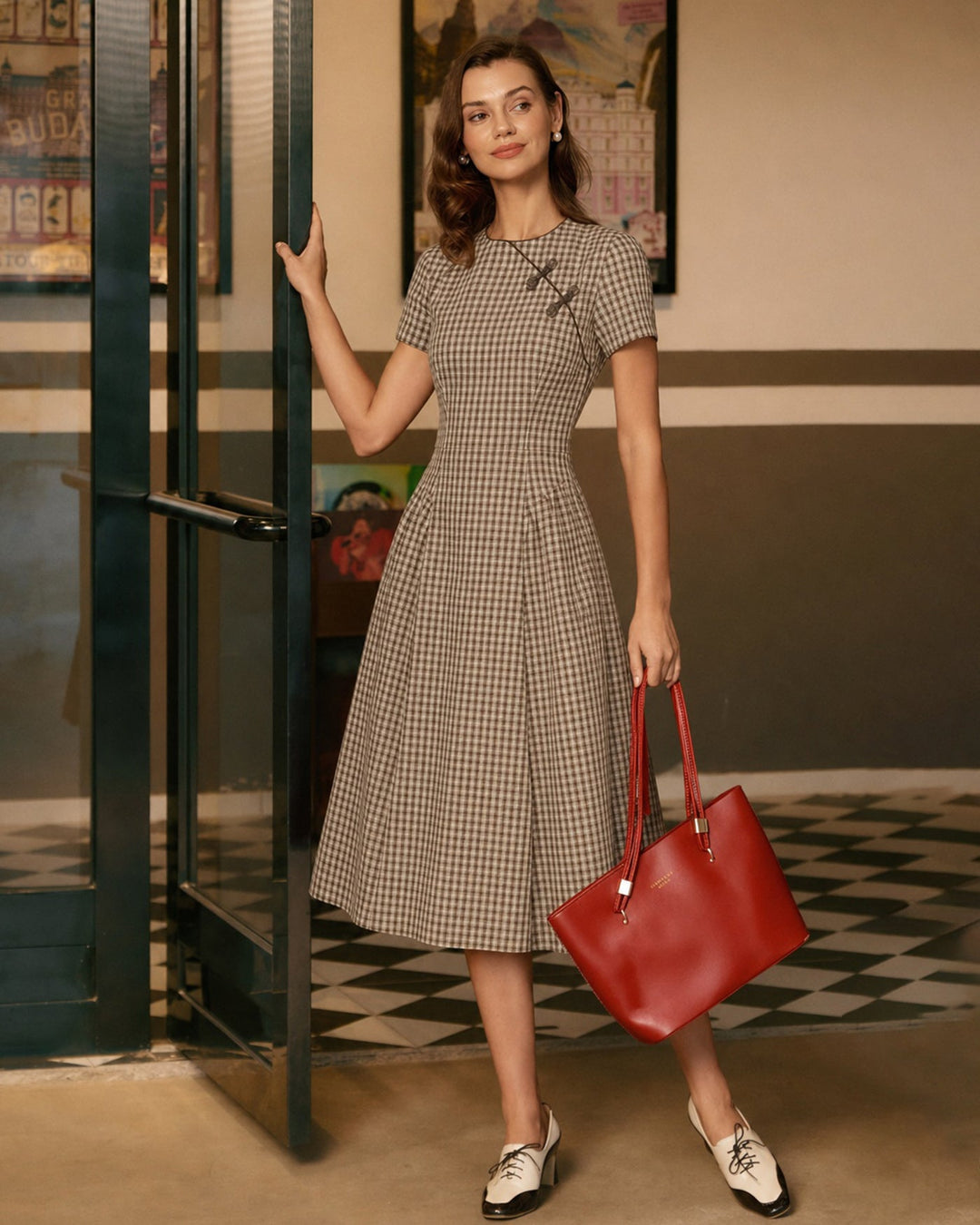 Vestido Midi de Cuadros Marrón con Cuello Redondo