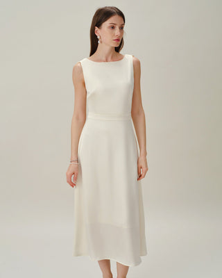 Vestido Midi de Satén Perla con Escote Barco Melocotón