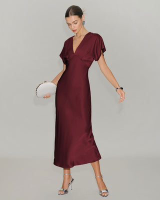 Vestido Midi de Satén Rojo Vino con Mangas de Capucha