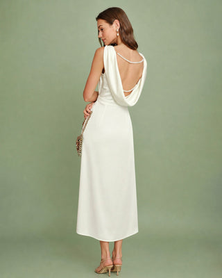 Vestido Midi de Satén Perla con Escote Barco Melocotón