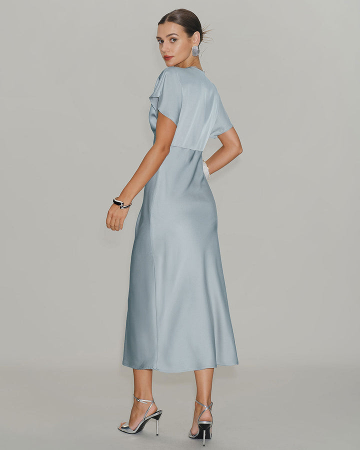 Vestido Midi de Satén con Cuello en V y Mangas de Cowl