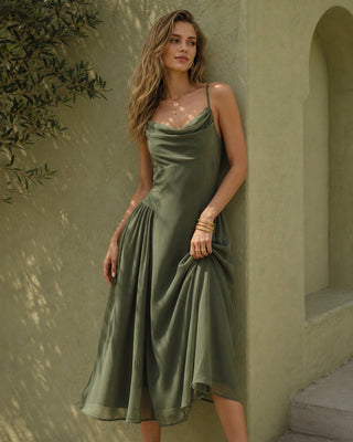 Vestido Midi de Chifón con Cuello de Cowl Verde