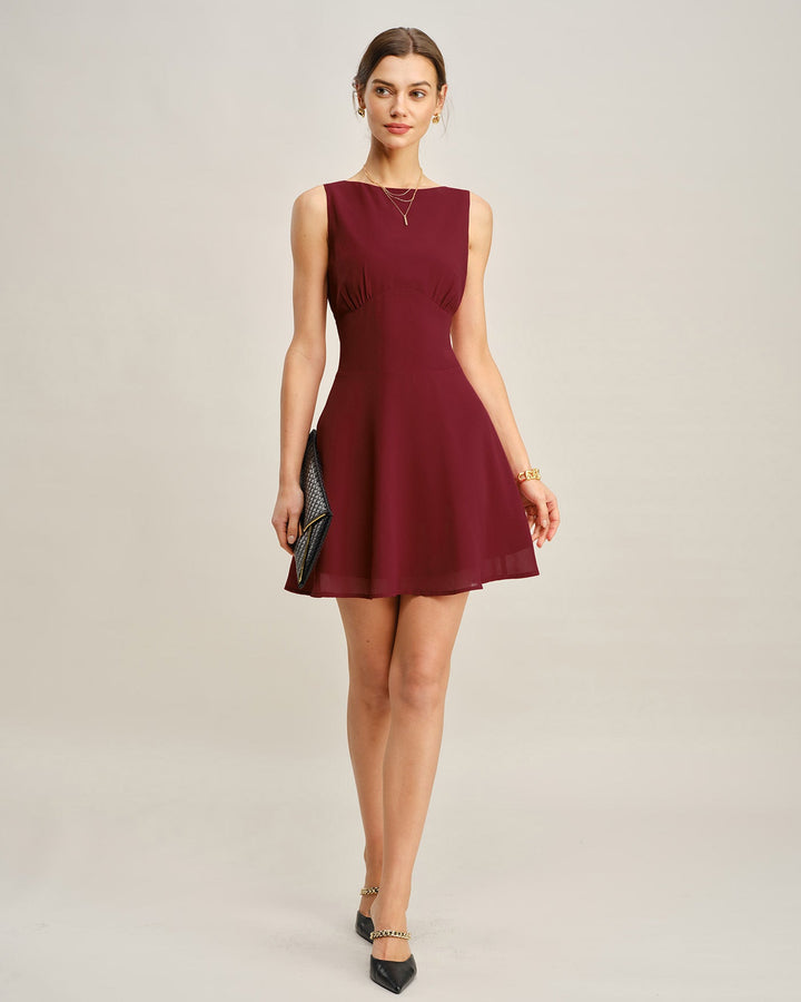 Vestido Mini Plisado de Cuello Barco Color Rojo Vino