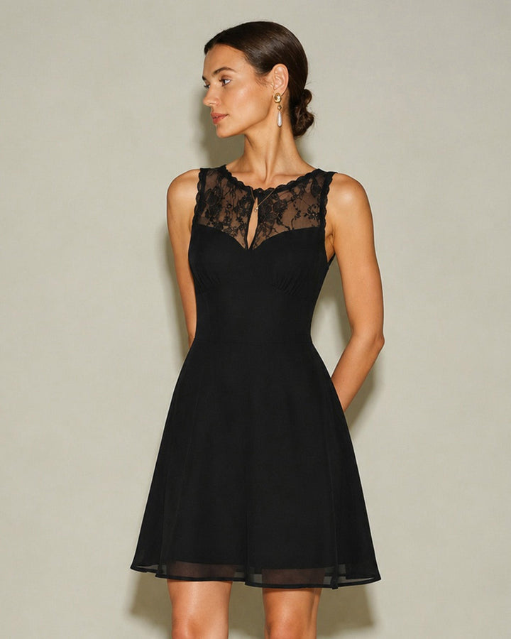 Vestido Mini Negro Sin Mangas con Cuello Barco de Encaje