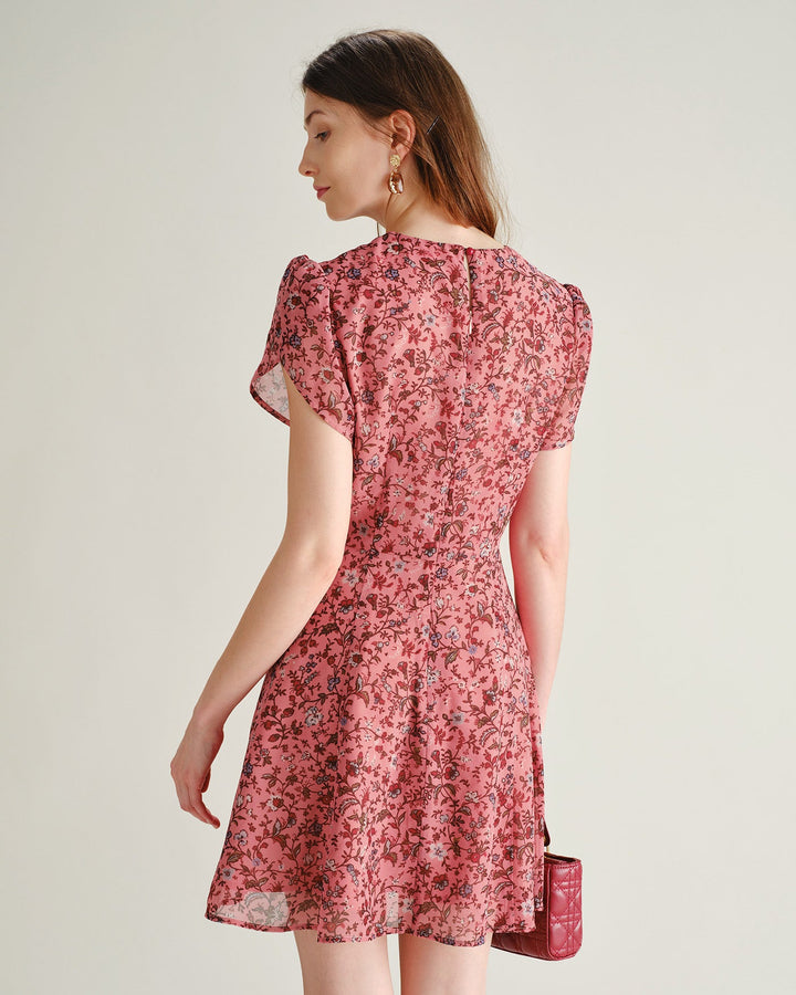 Vestido Mini de Chifón con Volantes Florales en Rosa